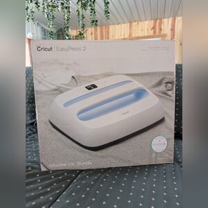 Cricut EasyPress 2 - New In Box - 12"×10"